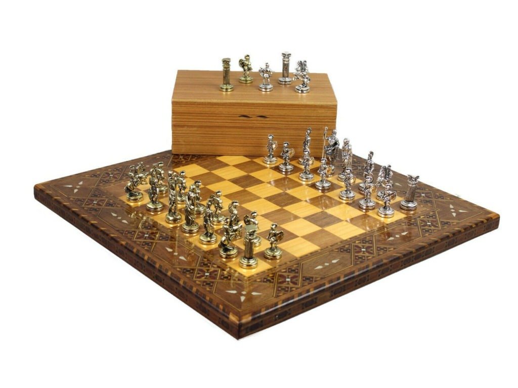 Lineage Chess Set 17