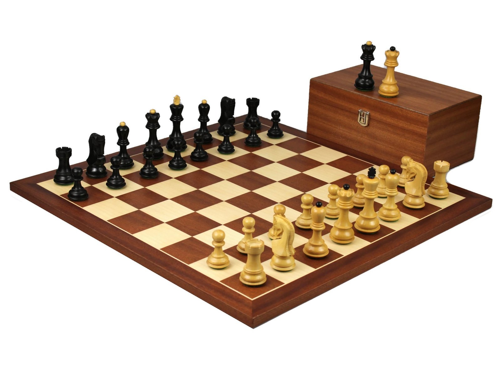 zagreb staunton chess set with mahogany chess board and mahogany chess box