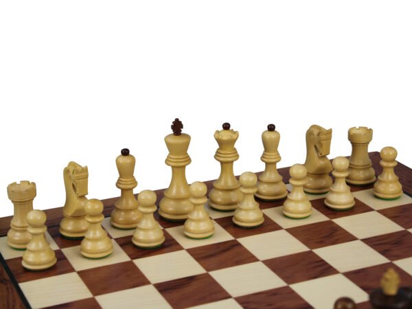 handmade boxwood zagreb staunton chess pieces